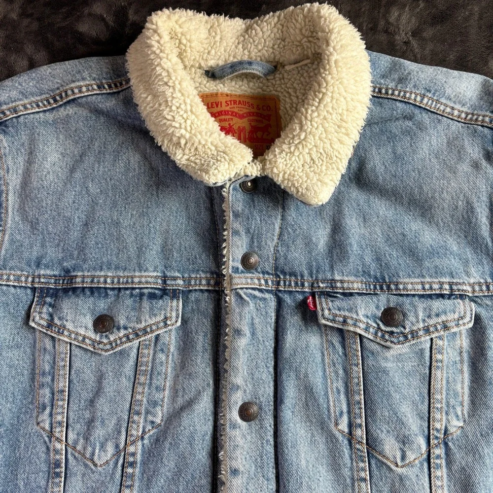 Levi's Mens Trucker Jacket XXL Light Wash Denim Sherpa Lined Type III Coat